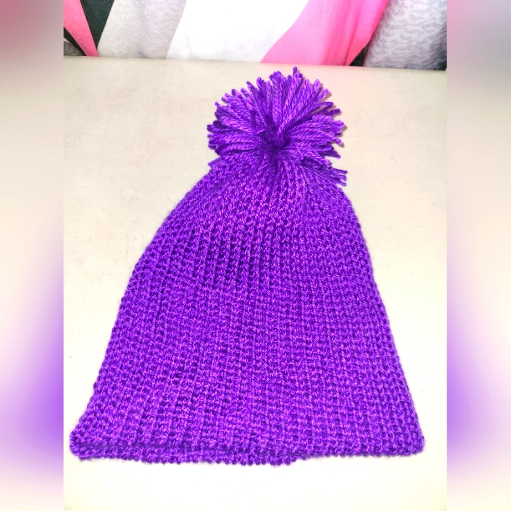 Purple Knit Pom-Pom Beanie/ Blue & Blavk Beanie